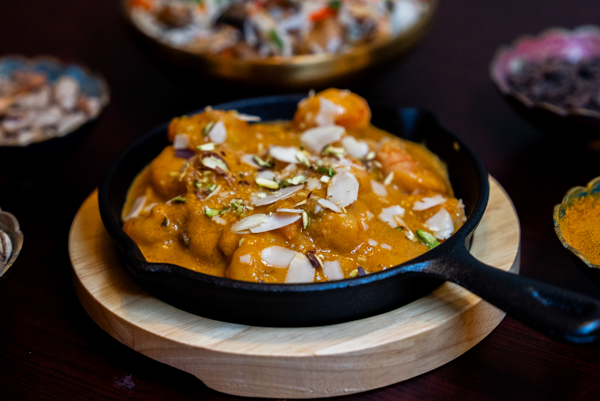 Crevettes Shahi Korma du Kashmir Café à Montreuil