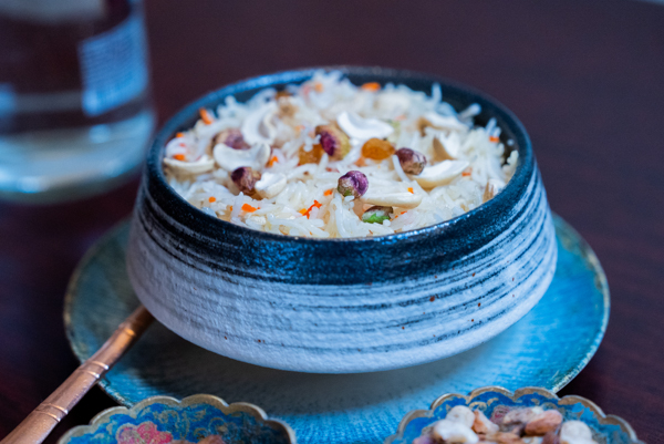 Riz Kashmiri servi au Kashmir Café à Montreuil